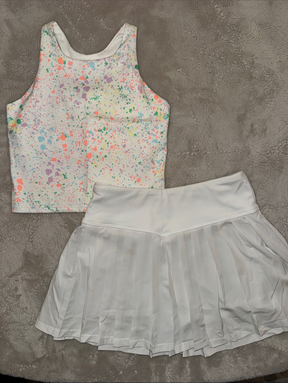 tek gear White Paint-Splash Tank & White Pleated Skort Set